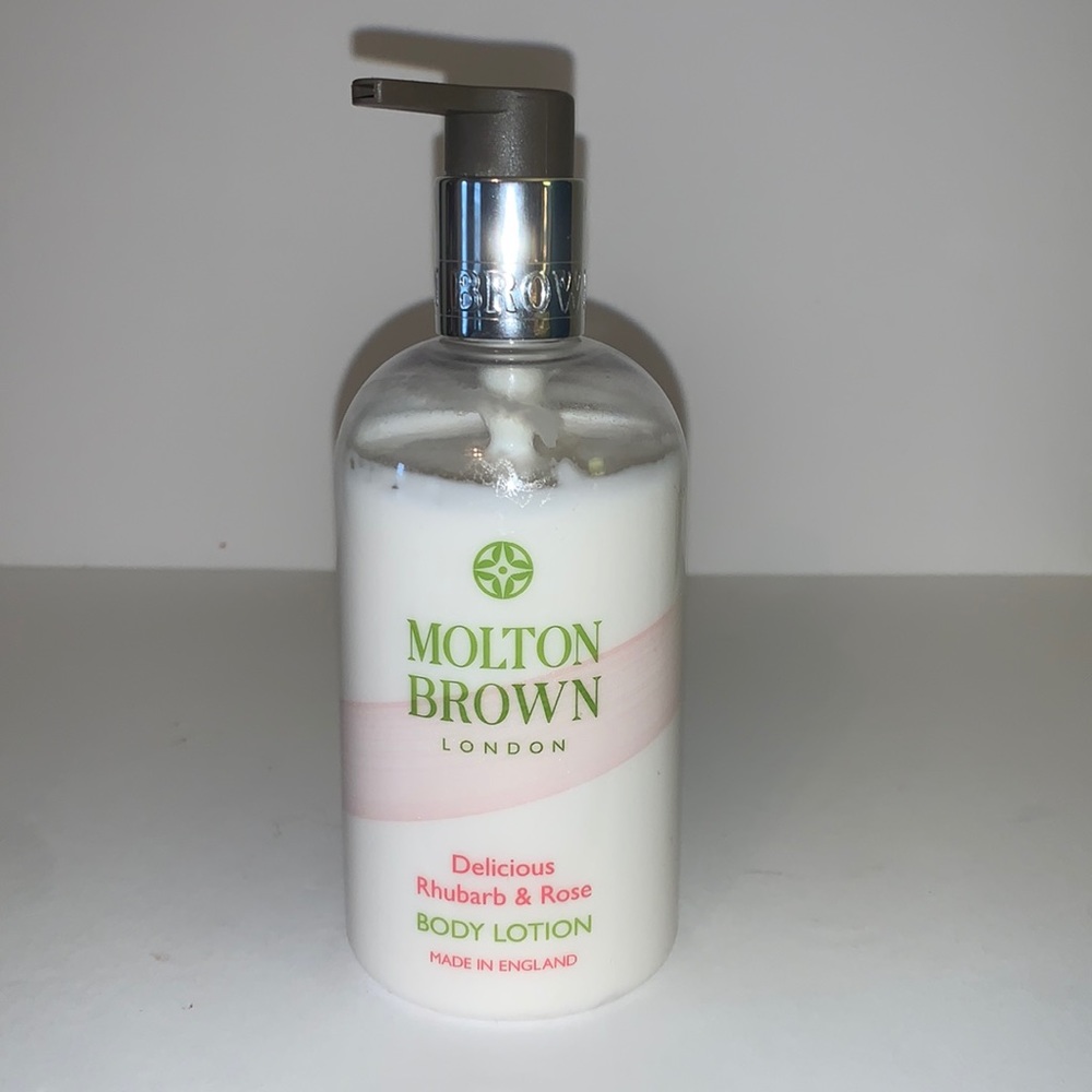 Delicious Rhubarb & Rose Body Lotion Lotion W Pump